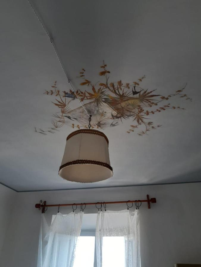 Palazzo Tuemi Leilighet Castelplanio Eksteriør bilde